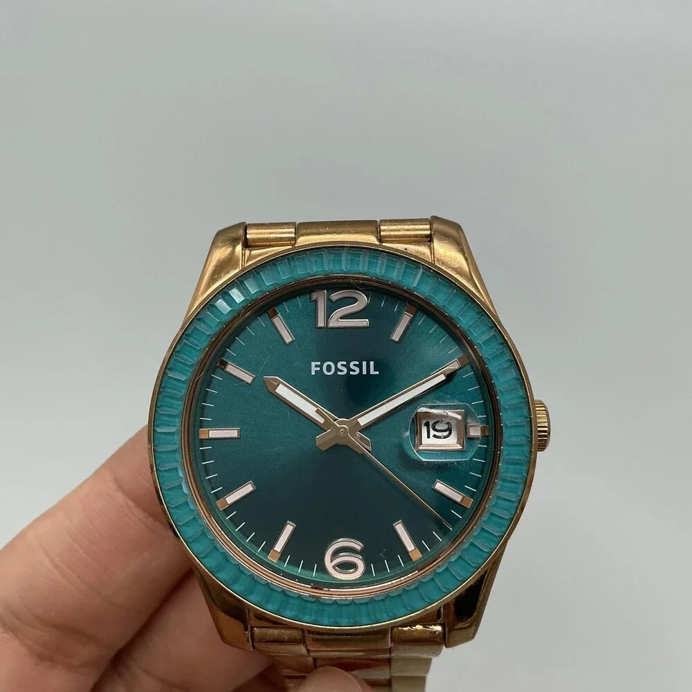 Fossil ES3730 Womens Watch 39mm Blue Dial Gold Tone Stainless New Battery 6.75